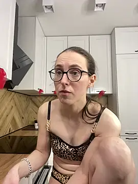 MartiniiSelennan Live XXX chat