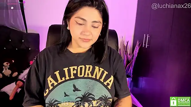 Chat +18 de lucy26_ ao vivo