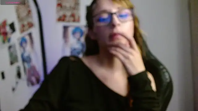 CelesteAyase Adlı Modelin Canlı XXX Sohbeti