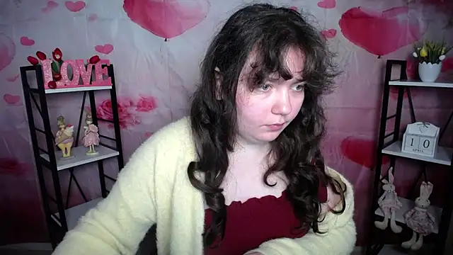 NeonilaLisova 现场XXX聊天