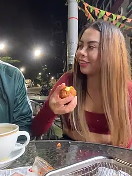 lindaandtony webkamerás műsora