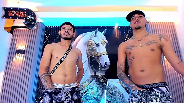 Show de the_knights_of_the_night_ na webcam