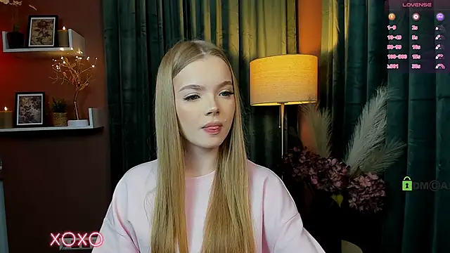 Chat +18 de maddy_moah ao vivo