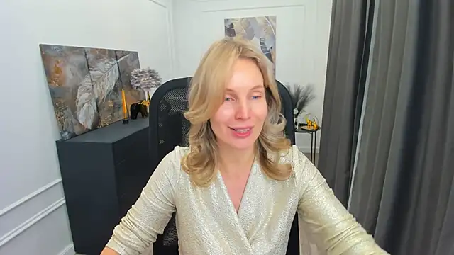 Sinty_Devis: онлайн-секс-чат