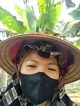 XXX chat uživo modela leona118