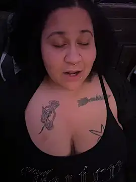 Juicyjordie Chat XXX in diretta