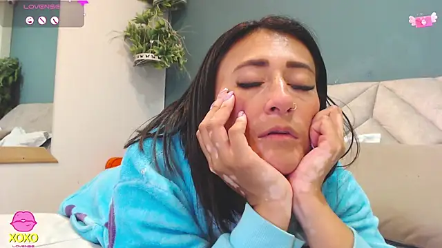 XXX chat uživo modela SharisWillian