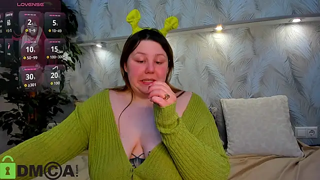 Ruth_Oliver 现场XXX聊天