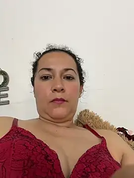 luisa_curli Adlı Modelin Canlı XXX Sohbeti