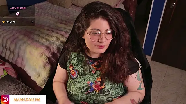 Azamy-12 Adlı Modelin Canlı XXX Sohbeti