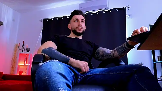 دردشة MightyAaron66 الجنسية المباشرة