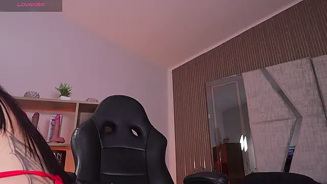 CleeoAdams_ Adlı Modelin Canlı XXX Sohbeti