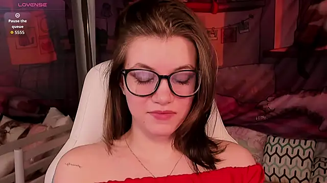 XXX chat uživo modela CathyAdams