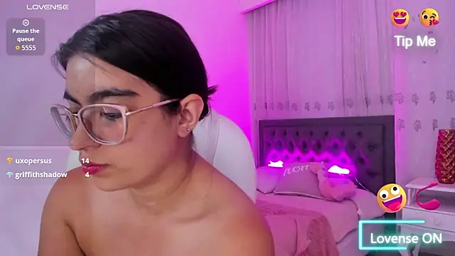 XXX chat uživo modela Luna_Jonnes1