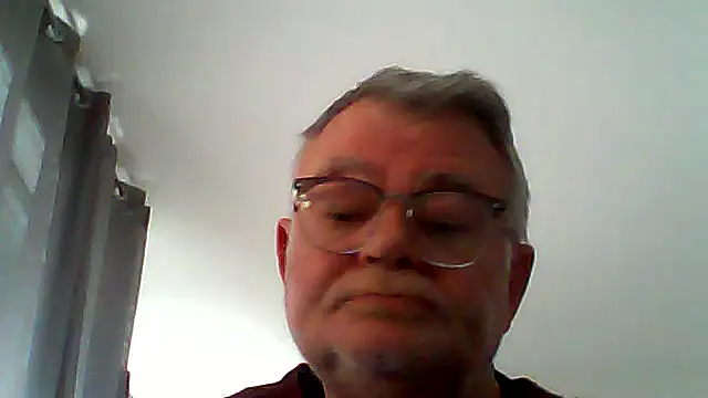 oura লাইভ XXX চ্যাট