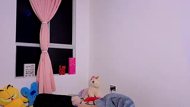 Justyn_Ross: διαδικτυακό σόου στην κάμερα