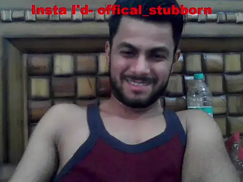 Stubborndesiboy webkamerás műsora