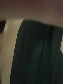 skullvalu: онлайн-секс-чат