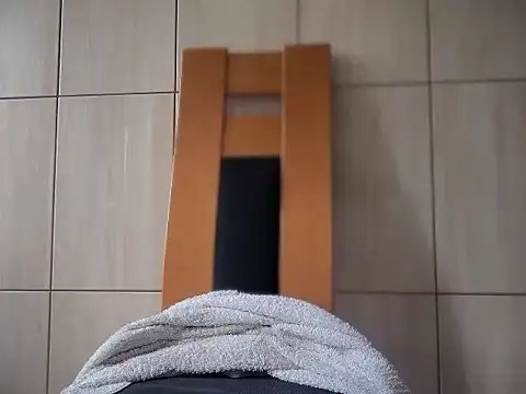 Show modela Hotcrazy235 na web-kameri