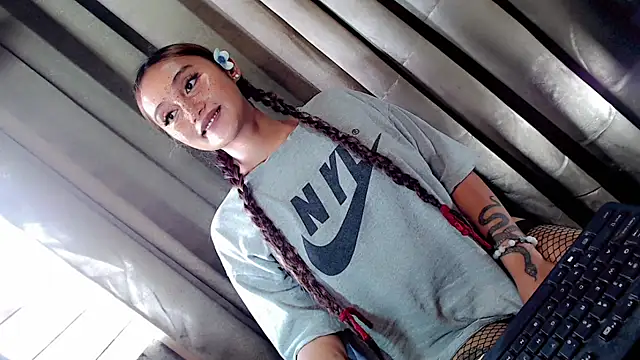 Jessicasfantasy 即時 XXX 聊天