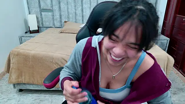 laureentt_ Live XXX-Chat