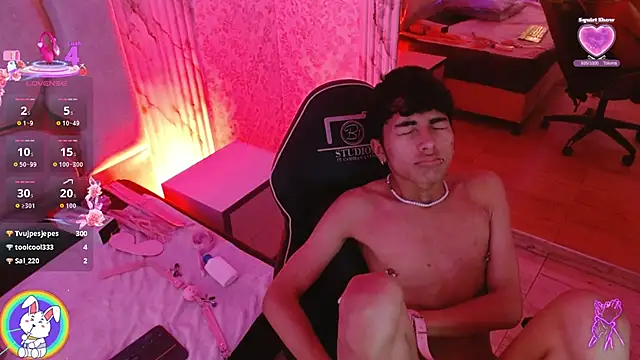 Webkamerová show osamu_tay