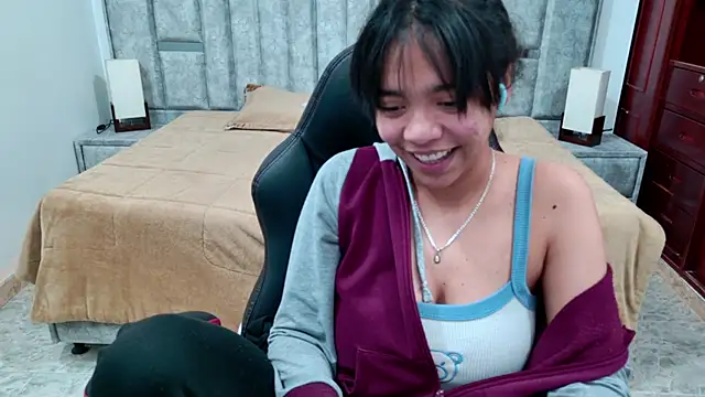 Chat XXX ao vivo de laureentt_