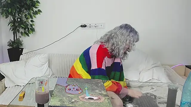 EdythElswick 现场XXX聊天