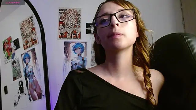 CelesteAyase Adlı Modelin Canlı XXX Sohbeti