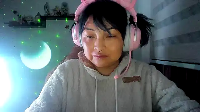 Онлайн чат XXX Shaddycute_