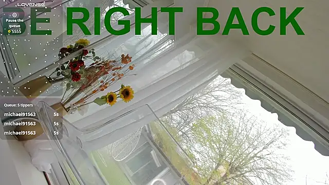 Онлайн чат XXX Ella_Vee