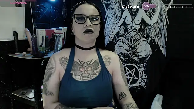 Evil_Queen_666's Live XXX Chat
