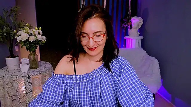 UnaTerra লাইভ XXX চ্যাট