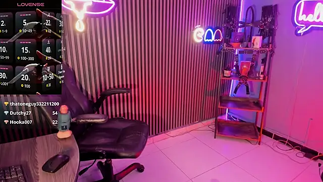 Pokazy przed kamerką – Maximoking26