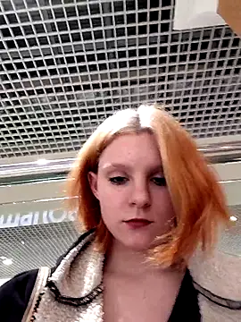 NinaParrin Webbikameraesitys