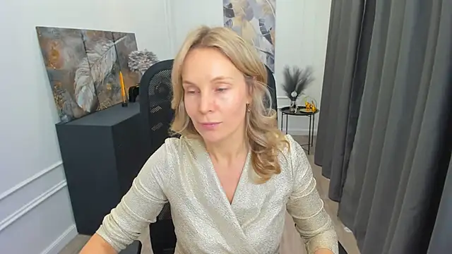 Sinty_Devis Chat XXX in diretta