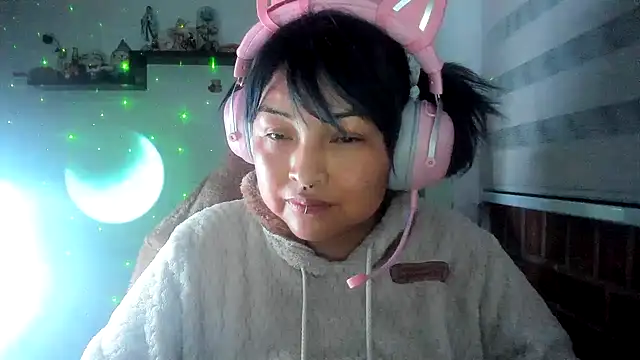 Shaddycute_ Chat XXX in diretta