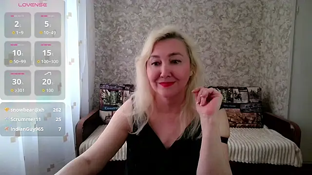 LadyKriss live XXX chat