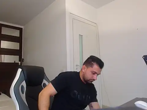 BryceReign Chat XXX live