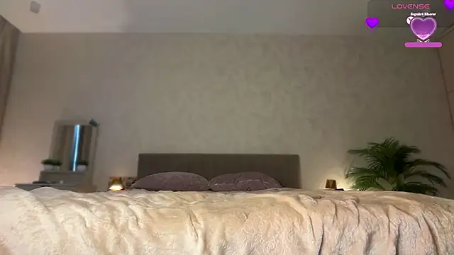 a__enigma's Live XXX Chat