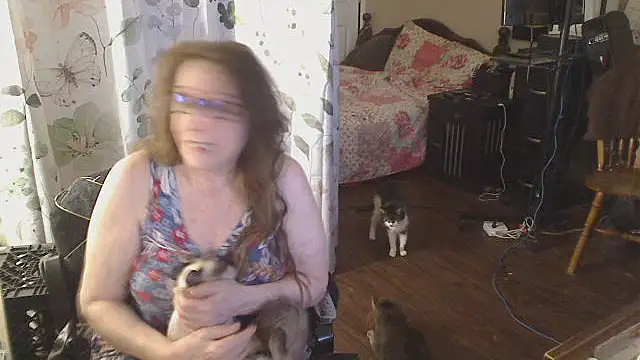 Ireallysquirt: онлайн-секс-чат