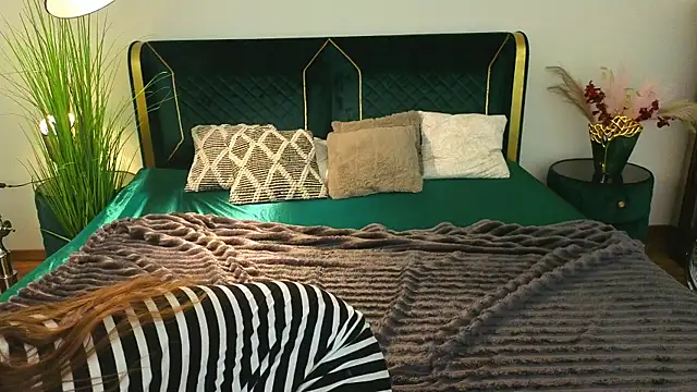 แชท XXX สดของ MagicPeachh_