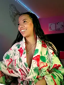 SallyWhitee Chat XXX in diretta