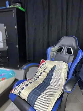 nic_2005: απευθείας συνομιλία ΧΧΧ