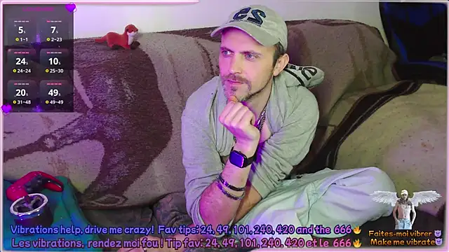 Show modela SwatRocShy na web-kameri