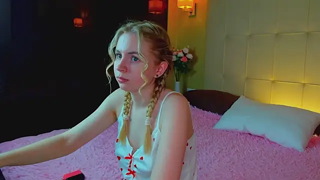 Chat XXX en directo de Linda__Bloom