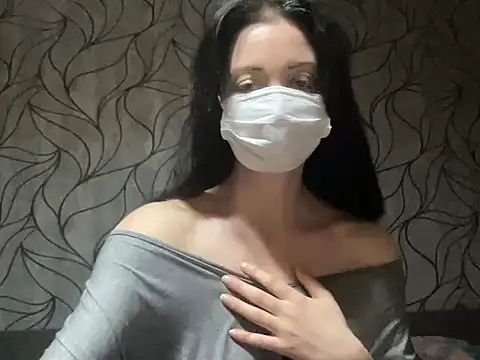 _LilyRoux_ Chat XXX in diretta