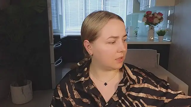 Mira_Mermayd Adlı Modelin Canlı XXX Sohbeti