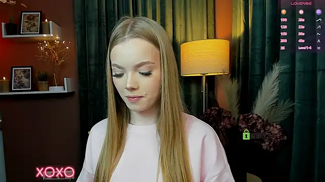 Chat XXX en directo de maddy_moah