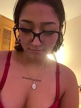 Czat XXX na żywo – LilithMonette